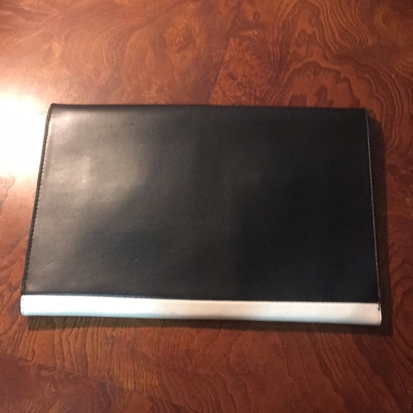 Bcbg envelop clutch - Picture 3 of 8